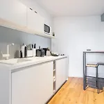 Limehome Porschestrasse