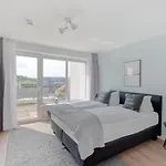 Limehome Porschestrasse