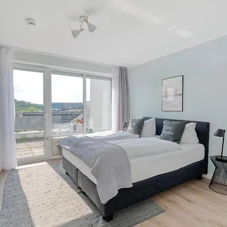 Limehome Porschestrasse דירה *