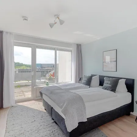 Limehome Porschestrasse