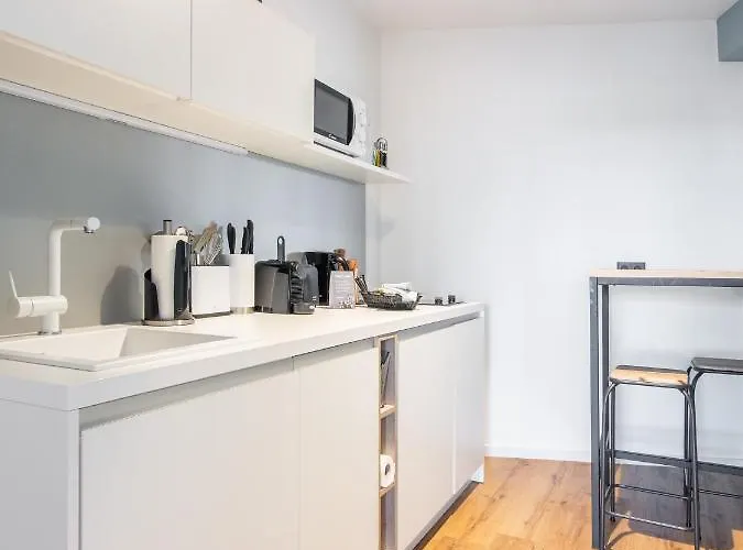 Limehome Porschestrasse